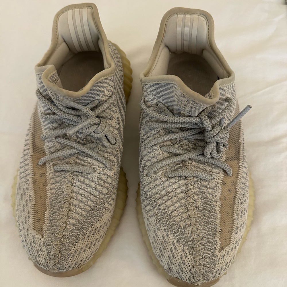Yeezy 350 V2 Lundmark Static Adidas Tennis Shoes